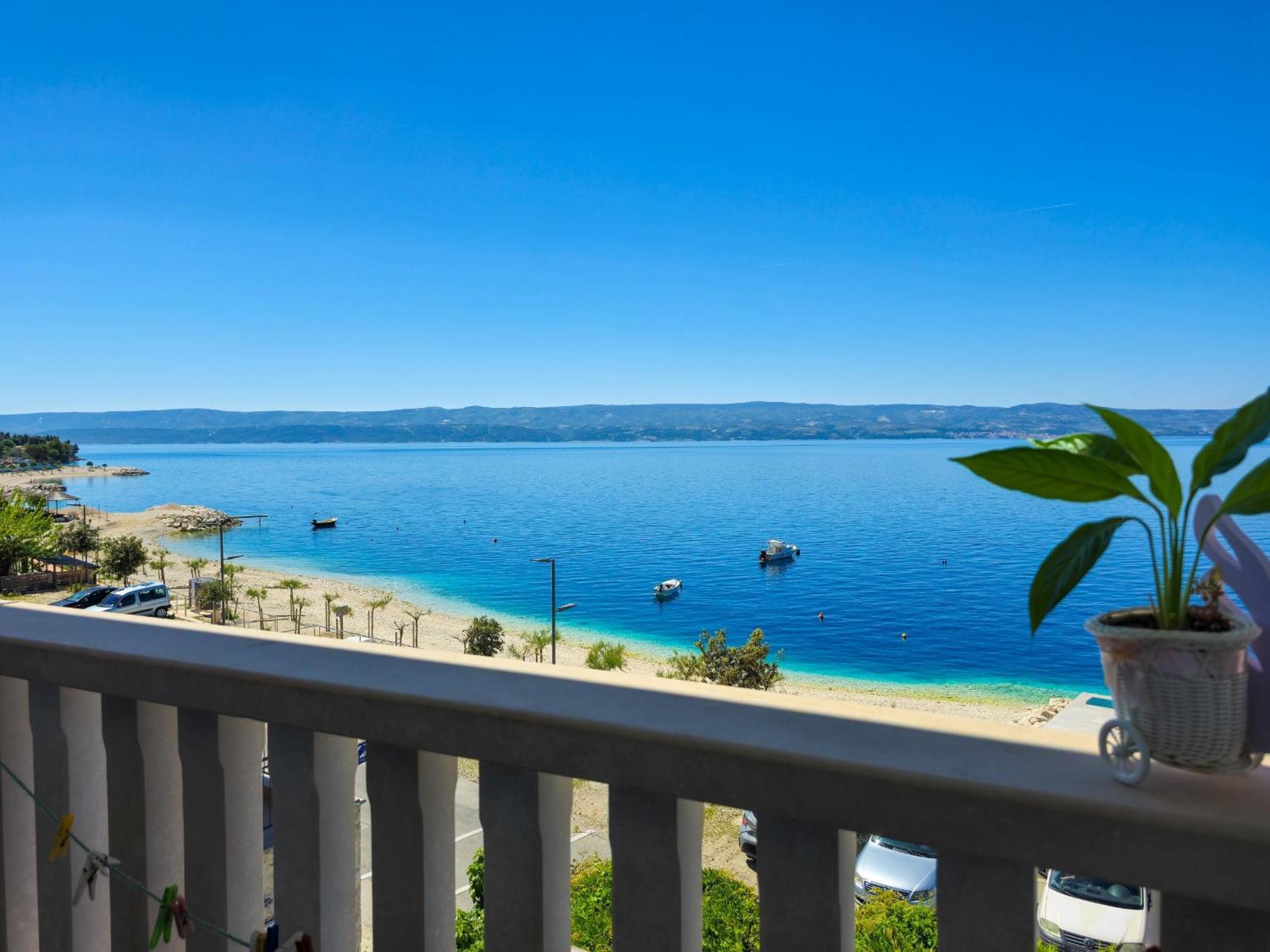 Apartments Neda Омиш Номер фото
