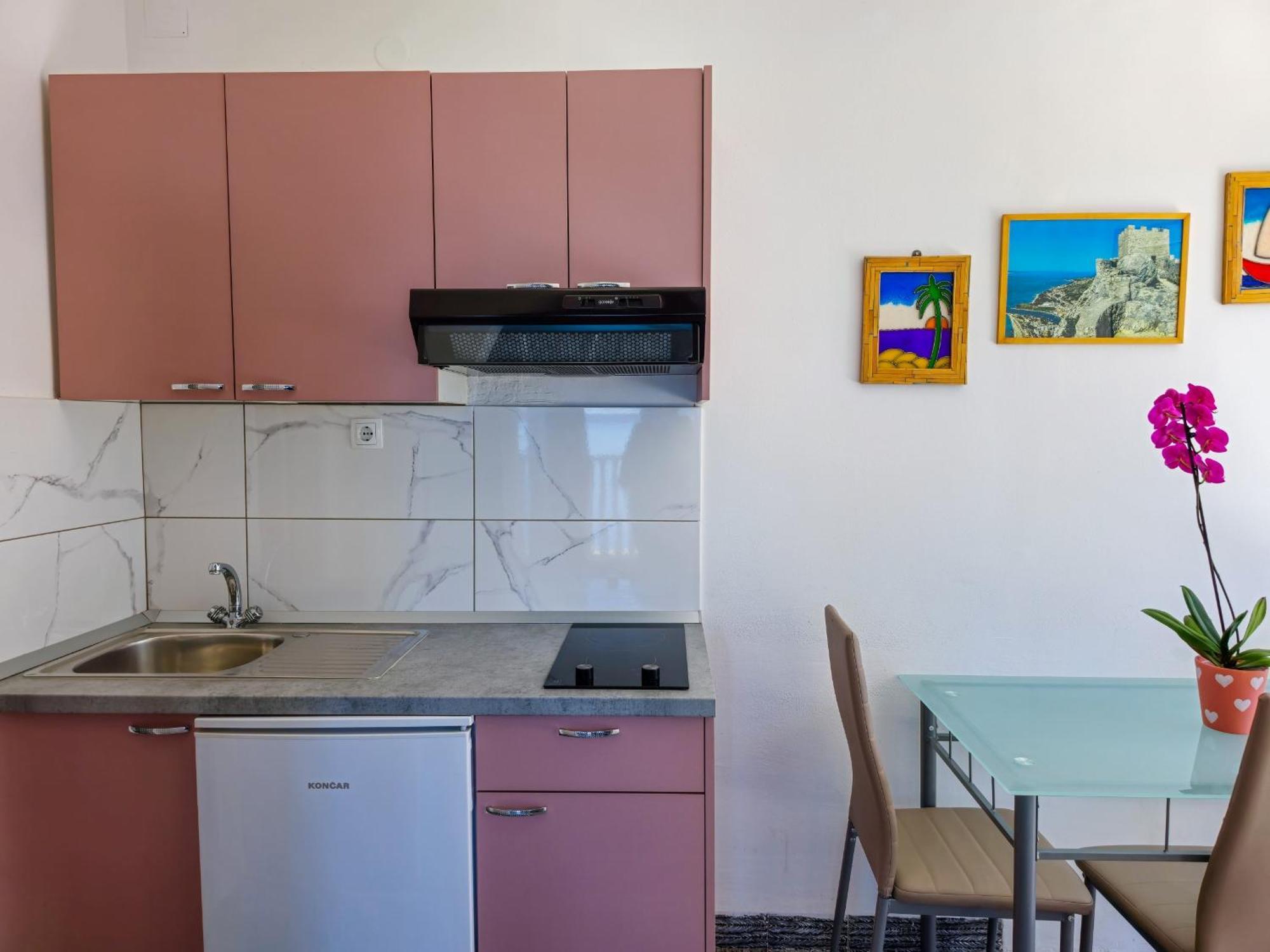 Apartments Neda Омиш Номер фото